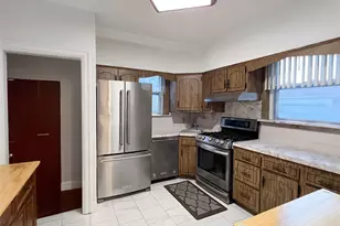 47-06 Utopia Pkwy, Flushing, NY 11358 - Photo 6