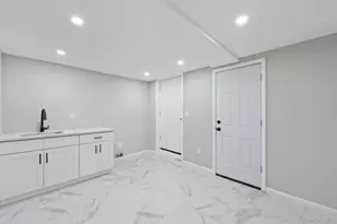 128-05 116th Ave, Ozone Park, NY 11420 - Photo 18