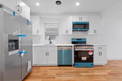 69-50 Hessler Avenue, Arverne, NY 11692 - Photo 2