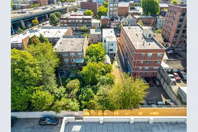 25-14 Crescent Street, Astoria, NY 11102 - Photo 8