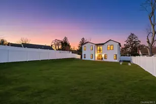 51 Stephen Dr, Plainview, NY 11803 - Photo 36