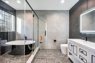 51 Stephen Dr, Plainview, NY 11803 - Photo 26