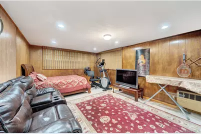 1 Wayland Road, Plainview, NY 11803 - Photo 24