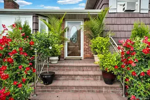 1 Wayland Rd, Plainview, NY 11803 - Photo 4