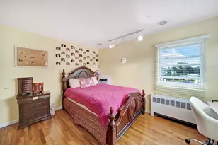 1 Wayland Rd, Plainview, NY 11803 - Photo 20