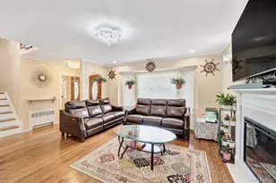 1 Wayland Rd, Plainview, NY 11803 - Photo 6