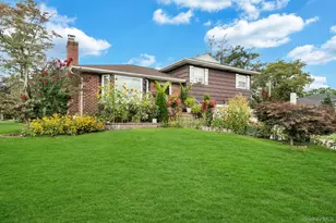 1 Wayland Rd, Plainview, NY 11803 - Photo 2