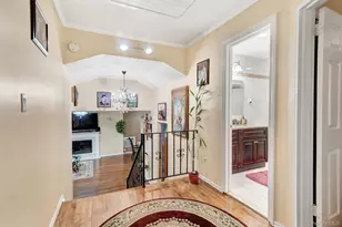 1 Wayland Rd, Plainview, NY 11803 - Photo 16