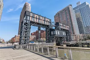 4-74 48th Ave, Long Island City, NY 11109 - Photo 16