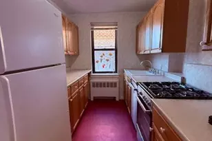 52-21 65th Pl, Maspeth, NY 11378 - Photo 8