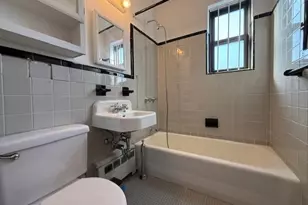 52-21 65th Pl, Maspeth, NY 11378 - Photo 22