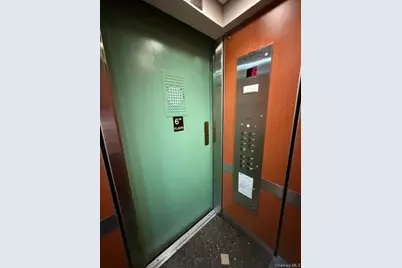 52-21 65th Place #6P, Maspeth, NY 11378 - Photo 4