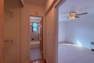 52-21 65th Pl, Maspeth, NY 11378 - Photo 18