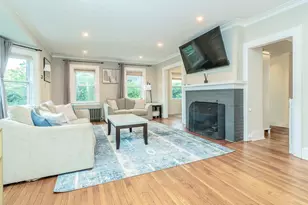106 McLoughlin St, Glen Cove, NY 11542 - Photo 4