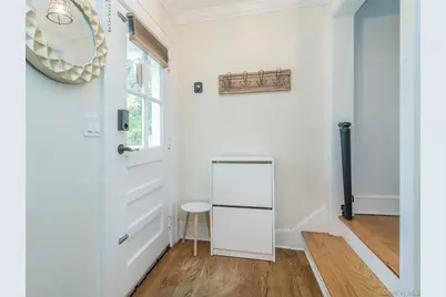 106 McLoughlin Street, Glen Cove, NY 11542 - Photo 10