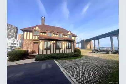 168-15 Powells Cove Blvd, Whitestone, NY 11357 - Photo 1