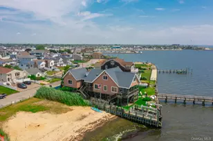 49 Bayview Ave W, Lindenhurst, NY 11757 - Photo 16