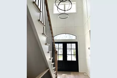 96 Calvin Avenue, Syosset, NY 11791 - Photo 4