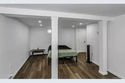 4 W 11th Street, Huntington Station, NY 11746 - Photo 16