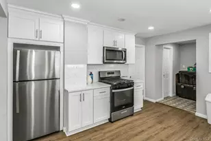 4 W 11th St, Huntington Station, NY 11746 - Photo 6