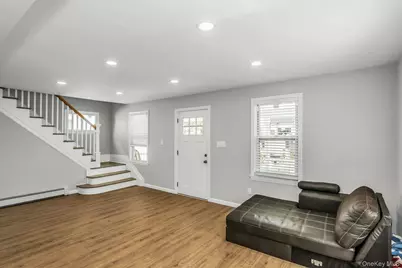 4 W 11th Street, Huntington Station, NY 11746 - Photo 4