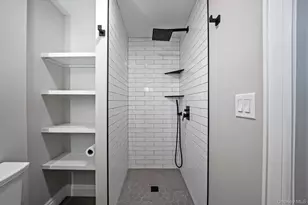 45 Arrowhead Dr, Shirley, NY 11967 - Photo 16