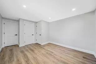 45 Arrowhead Dr, Shirley, NY 11967 - Photo 14