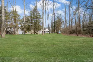 12 Lakeside Dr, Middle Island, NY 11953 - Photo 42