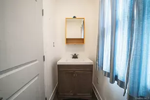 12 Lakeside Dr, Middle Island, NY 11953 - Photo 32