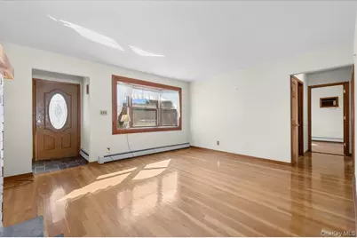 3 Surrey Lane, Bethpage, NY 11714 - Photo 12