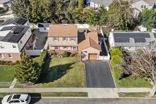 3 Surrey Ln, Bethpage, NY 11714 - Photo 28