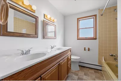 3 Surrey Lane, Bethpage, NY 11714 - Photo 20