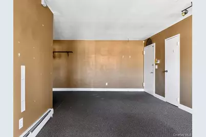 71 Adams Road #E 2A, Central Islip, NY 11722 - Photo 10