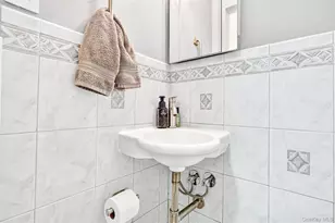 280 Throggs Neck Blvd, Bronx, NY 10465 - Photo 6