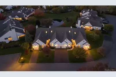 204 Caroline Court, Port Jefferson Station, NY 11776 - Photo 4