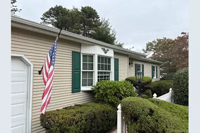 173 Hot Water Street, Manorville, NY 11949 - Photo 2