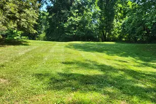 15 Blue Jay Dr, Newburgh, NY 12550 - Photo 4