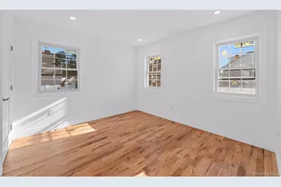 11512 159th Street, Jamaica, NY 11434 - Photo 8