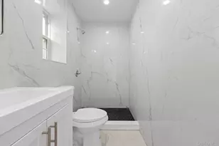 115-12 159th St, Jamaica, NY 11434 - Photo 12