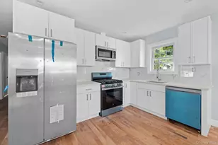 115-12 159th St, Jamaica, NY 11434 - Photo 14