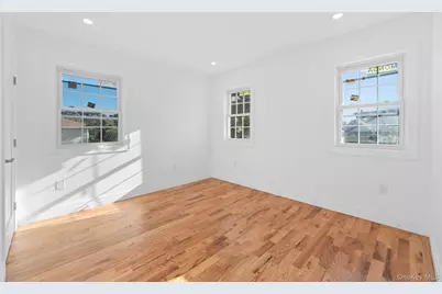 11512 159th Street, Jamaica, NY 11434 - Photo 16