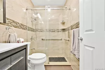 111-09A 62 Drive, Forest Hills, NY 11385 - Photo 16