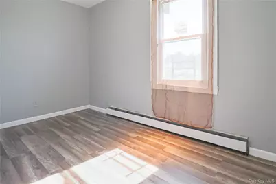 551 Beach 43rd Street, Edgemere, NY 11691 - Photo 16