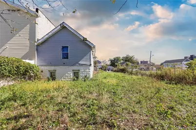 551 Beach 43rd Street, Edgemere, NY 11691 - Photo 28