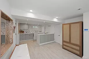 93 Beacon Ave, New York, NY 10306 - Photo 26