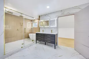 94 Jeffery Ln, Oceanside, NY 11572 - Photo 44