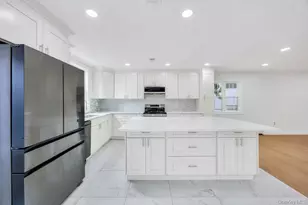 94 Jeffery Ln, Oceanside, NY 11572 - Photo 24