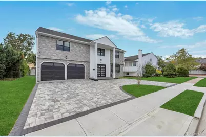 94 Jeffery Lane, Oceanside, NY 11572 - Photo 12