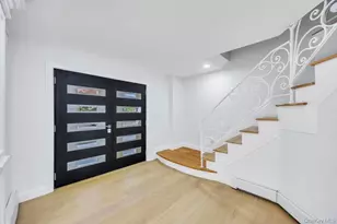 94 Jeffery Ln, Oceanside, NY 11572 - Photo 18