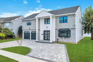 94 Jeffery Ln, Oceanside, NY 11572 - Photo 14